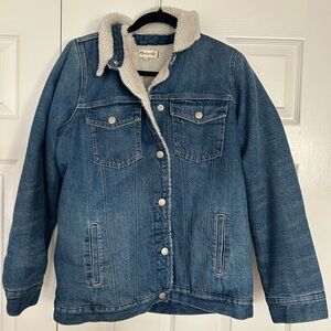Madewell | Never Worn | Medium | Denim Jacket with Cream Sherpa Lining